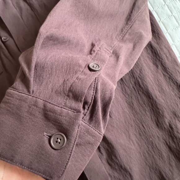 Lululemon brown button up shirt - Picture 5 of 13